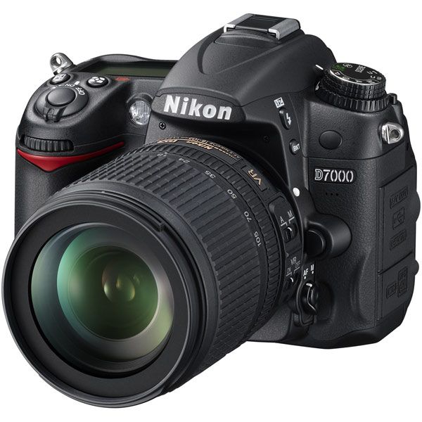    Nikon D7000 18-105VR Kit